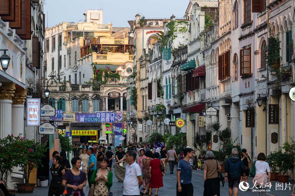 海南海口:百年骑楼老街 历史韵味十足