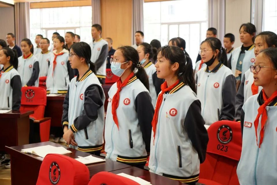 "高雅艺术进校园"系列讲座走进下关四中