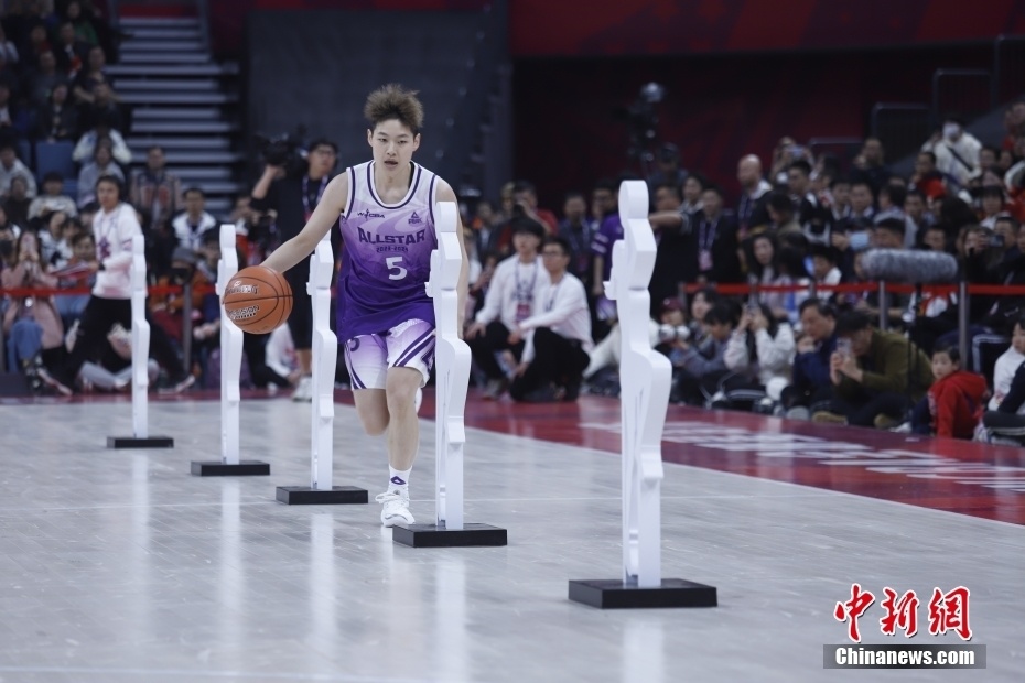wcba全明星周末正赛在杭州奥体中心体育馆举行