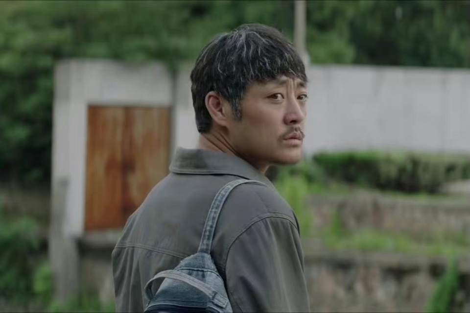 演员赵达是影视圈公认的实力派,他1980年出生,如今已经出道22年,现在