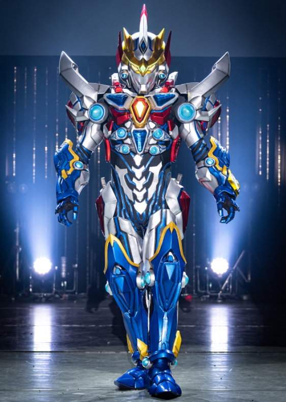 古立特新形态皮套正面图 比例失调严重 捷德彻底失去了银河初升形态