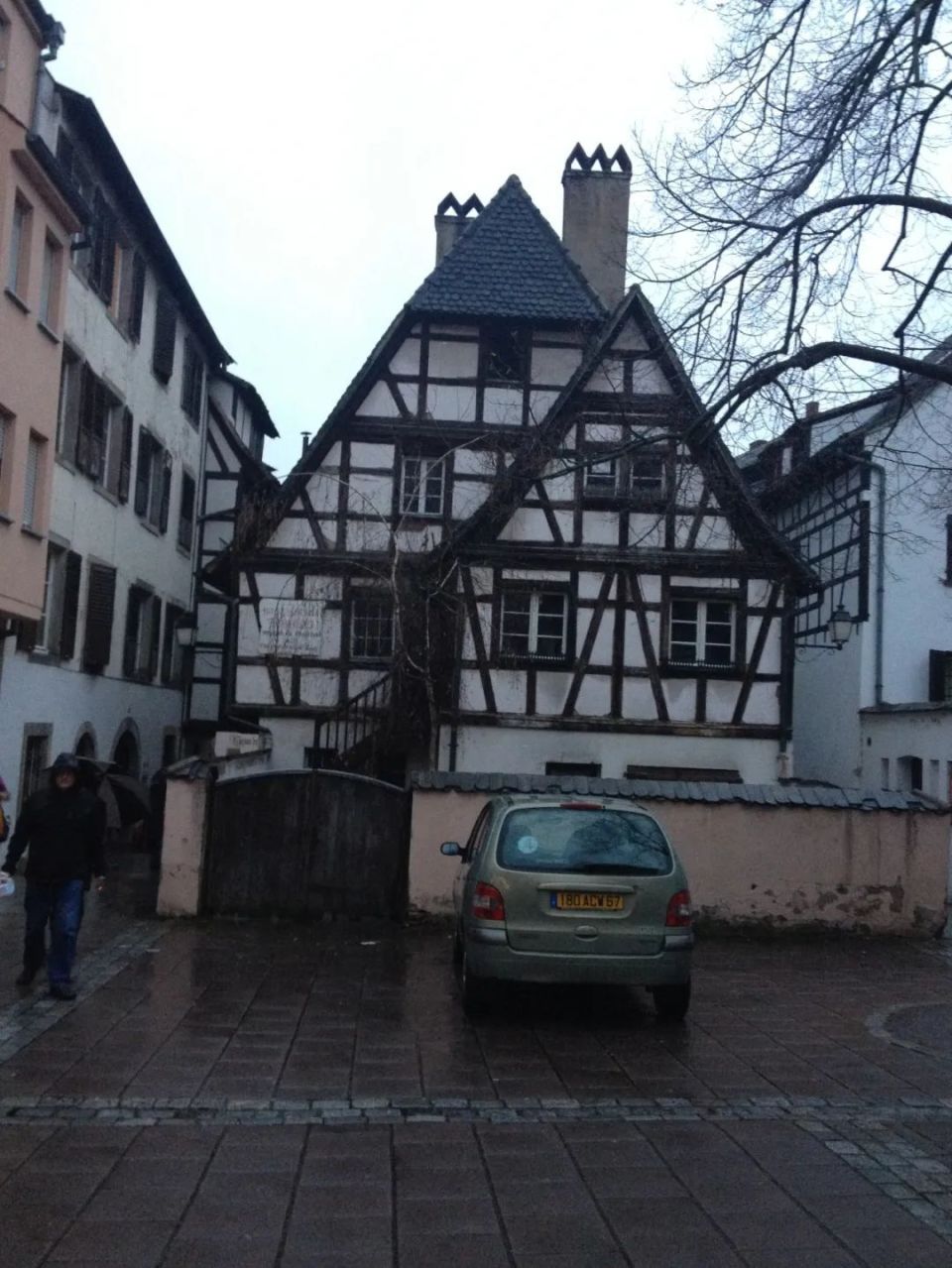 斯特拉斯堡(strasbourg/stra08burg)曾是世界最高建筑的圣母院 和