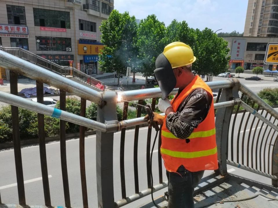 【聚焦】遵义城区将新增3座人行天桥，位置就在_腾讯新闻