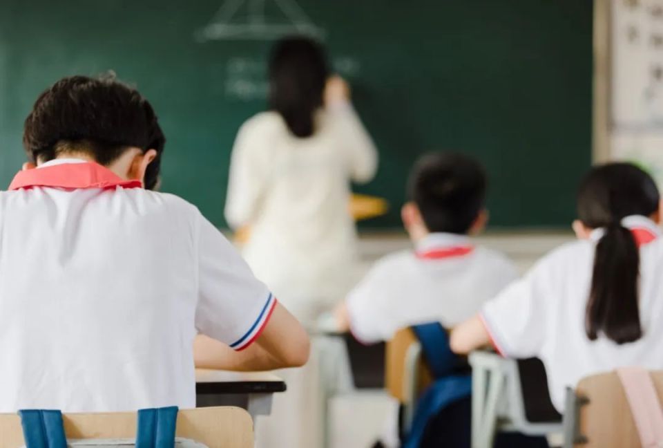学生上课"死气沉沉",试试这些招,让其"满血复活"