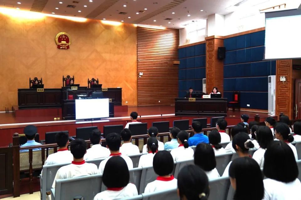 云浮市邓发纪念中学:系统推进"五项"工程 持续擦亮邓中品牌