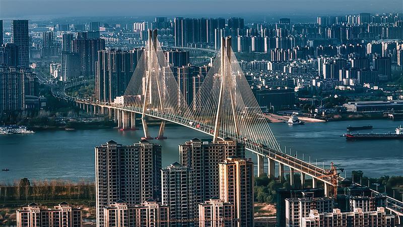 他们明明是池州人,但说"去市里"却是去安庆,工作看病购物都往安庆跑