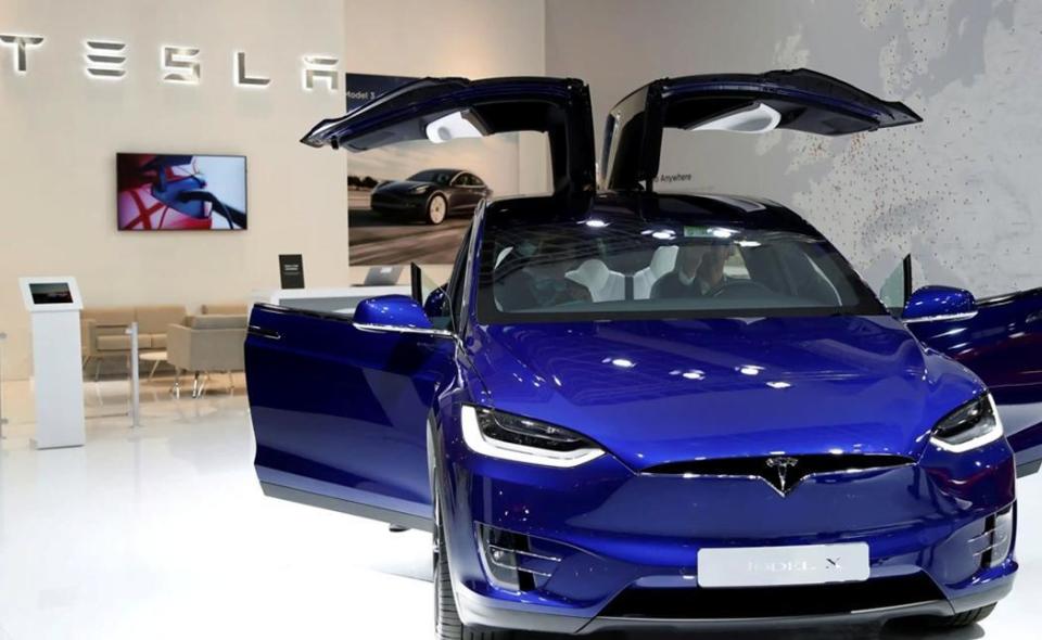 苹果公司华裔工程师开自动驾驶车祸身亡特斯拉与家属达成和解金额保密