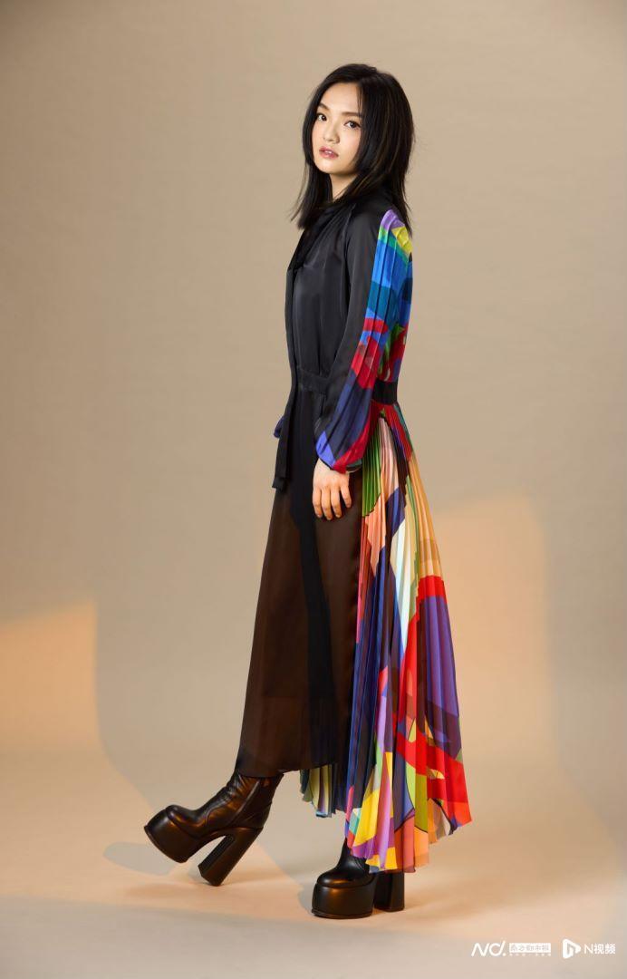 徐佳莹"奢侈"巡演:到了成都我要去认亲啊