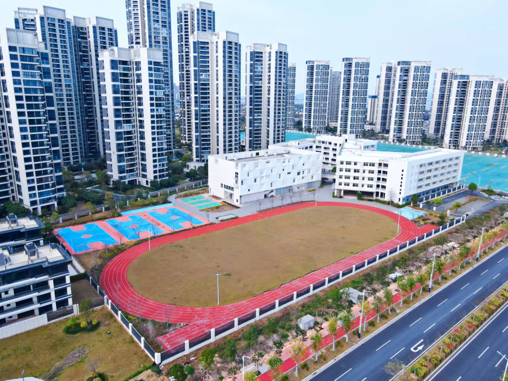 以"新校"赋能"新城",珠海金湾再添一所公办学校_腾讯新闻