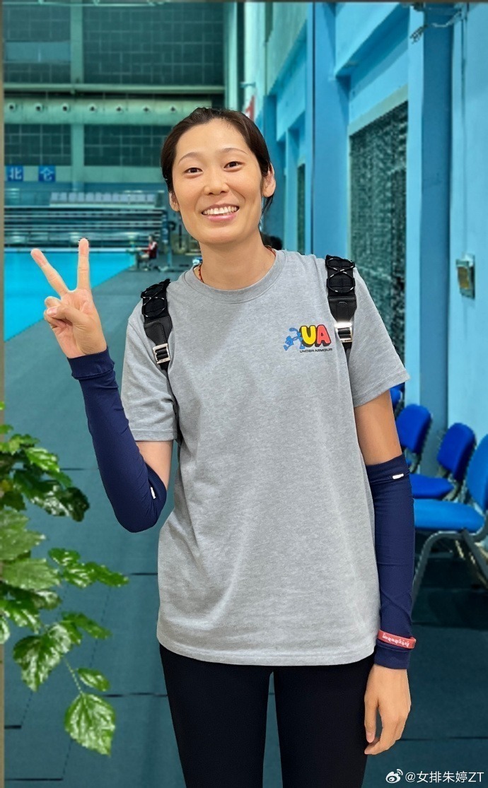 丁霞回归领衔中国女排亚运12人!