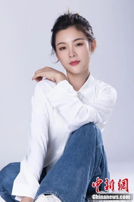 当红女演员:不担心自己红了就飘,请大家监督