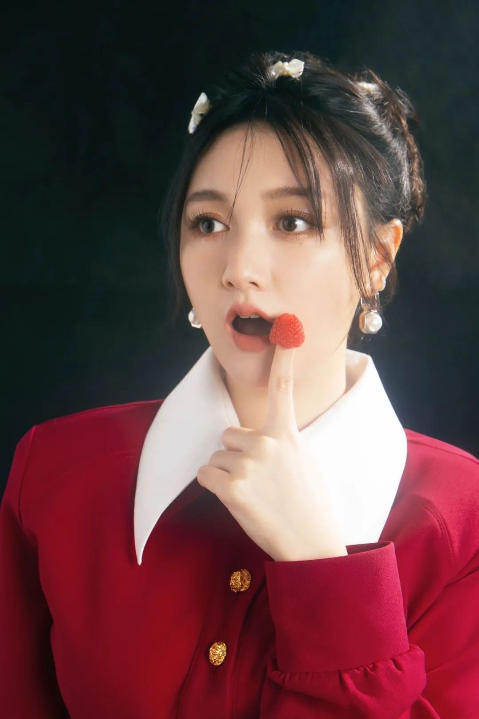 董思怡生日快乐执着理想奔赴热爱