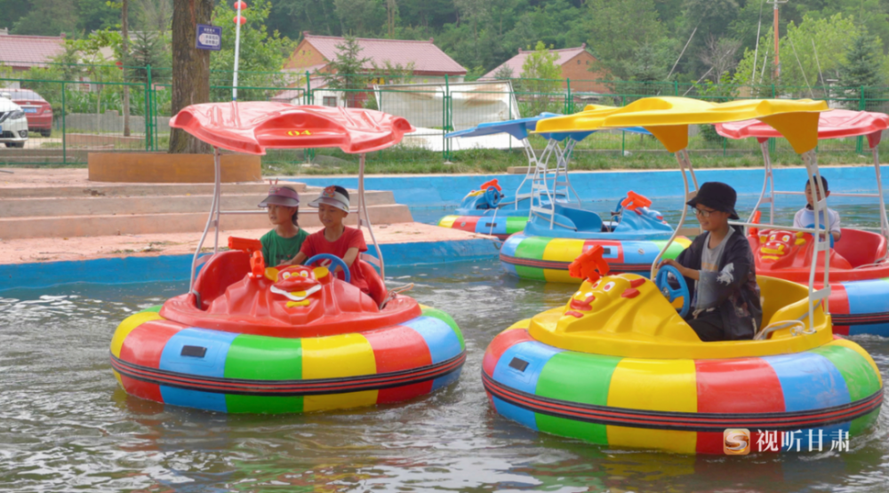 华亭:相约山水半川 共享如画美景