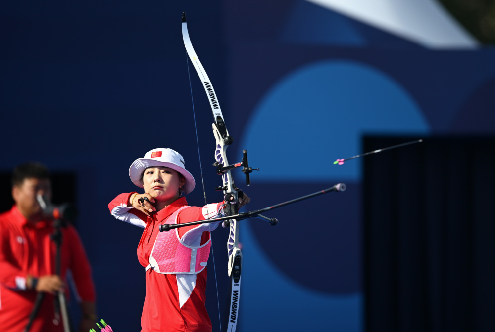 巴黎奥运会丨射箭女子个人赛李佳蔓晋级16强