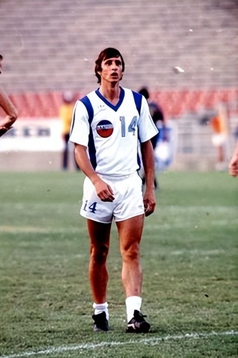 足球名人堂(5):荷兰球王-约翰·克鲁伊夫(johan cruyff)