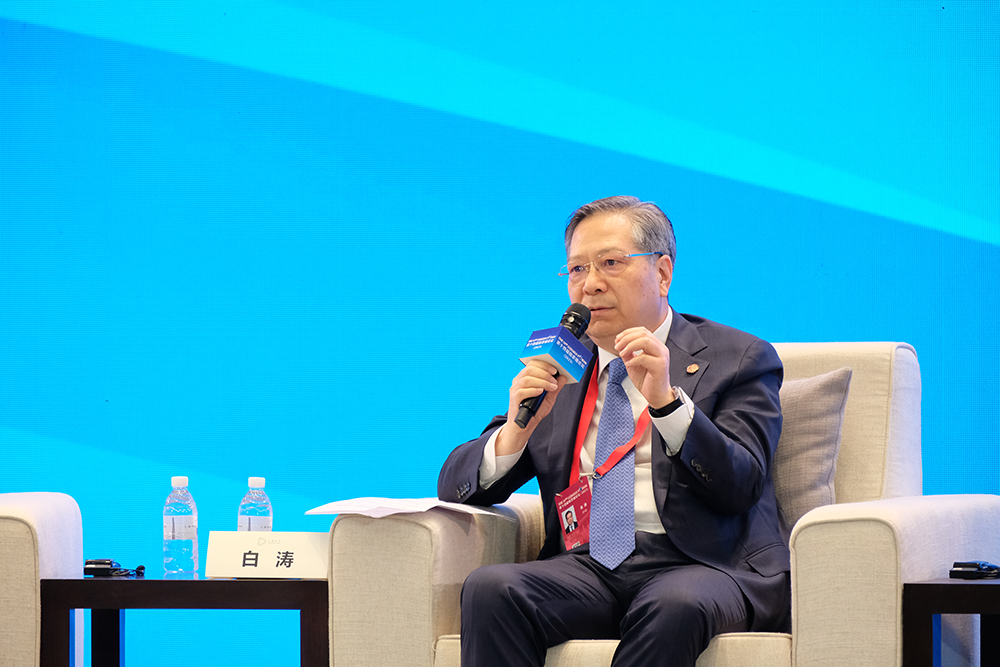 白涛:养老产业有很强的增长拉动效应,是未来经济的新增长点_腾讯新闻