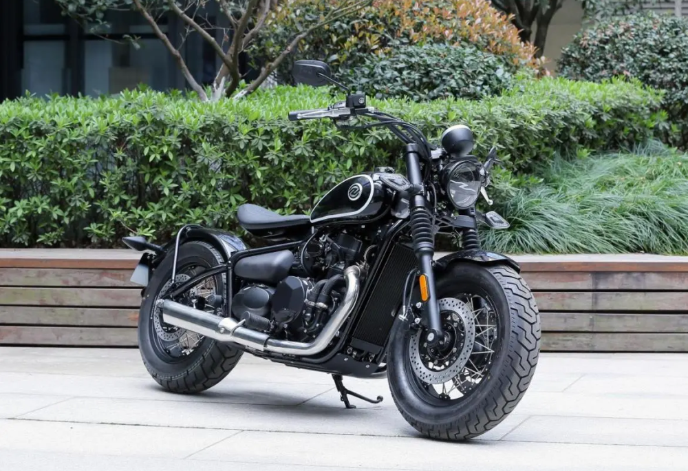 售价26920元,国产新车零号bobber450上市:油耗3.