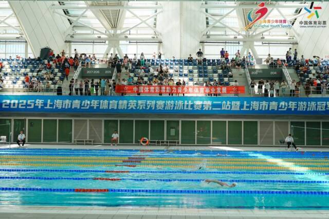市青少年游泳冠军赛落幕，黄浦健儿获25金21银20铜！