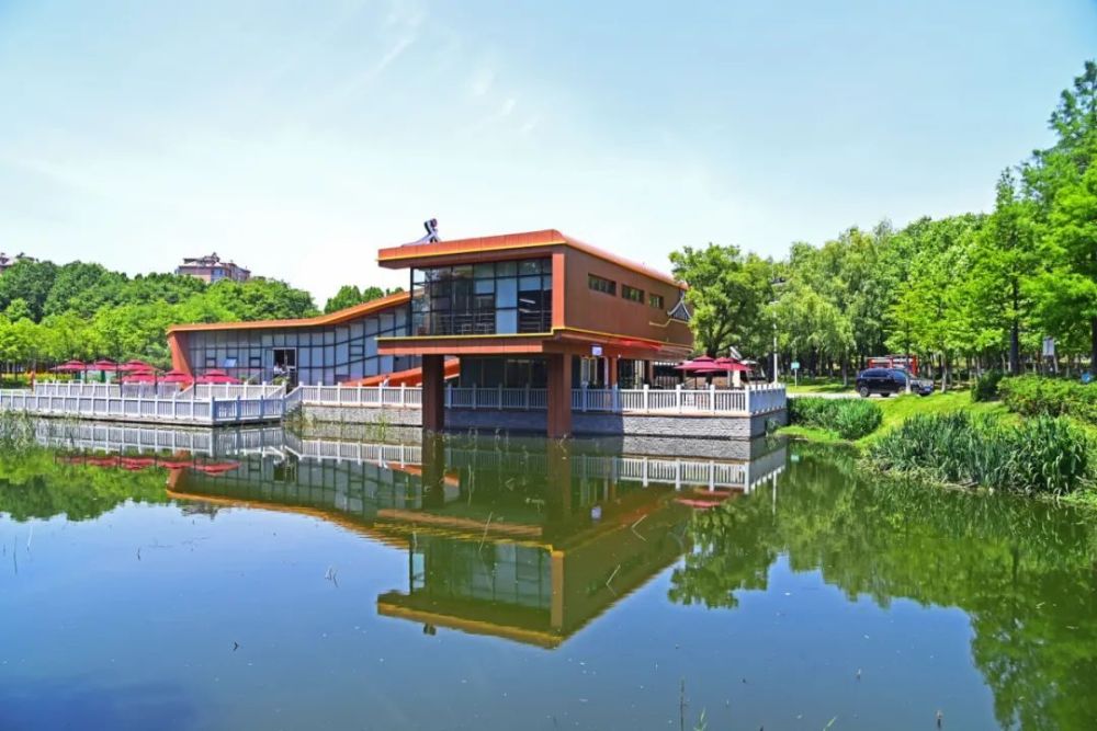 昭义书院读书房是睢宁县为民办实事项目,目前读书房已实现与县图书馆