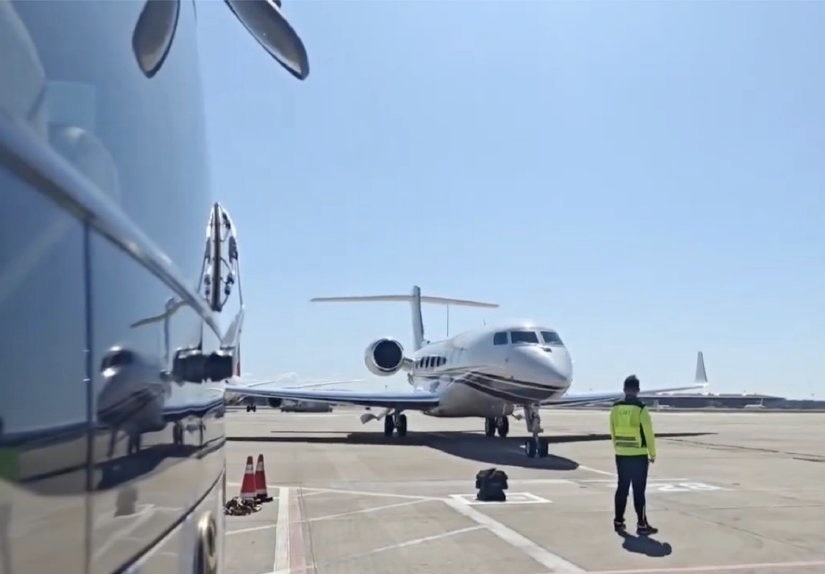 梅西乘私人飞机抵北京!