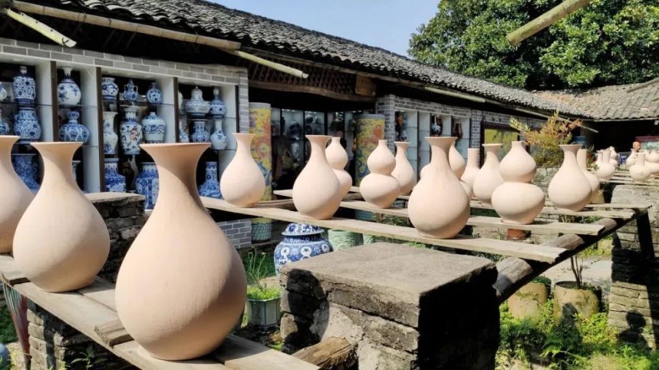 不是景德镇，真正的“瓷器之源”就藏在这个小县城里，低调美了上千年！_腾讯新闻