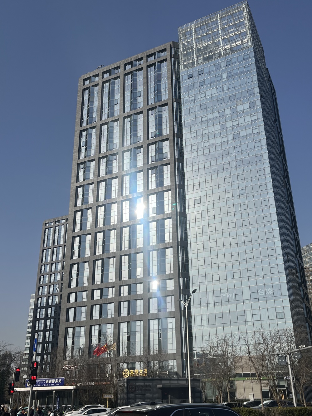 索尼手机败走中国市场始末：曾想做“安卓第一品牌”，2年前市占率已不足0.1%-腾讯新闻