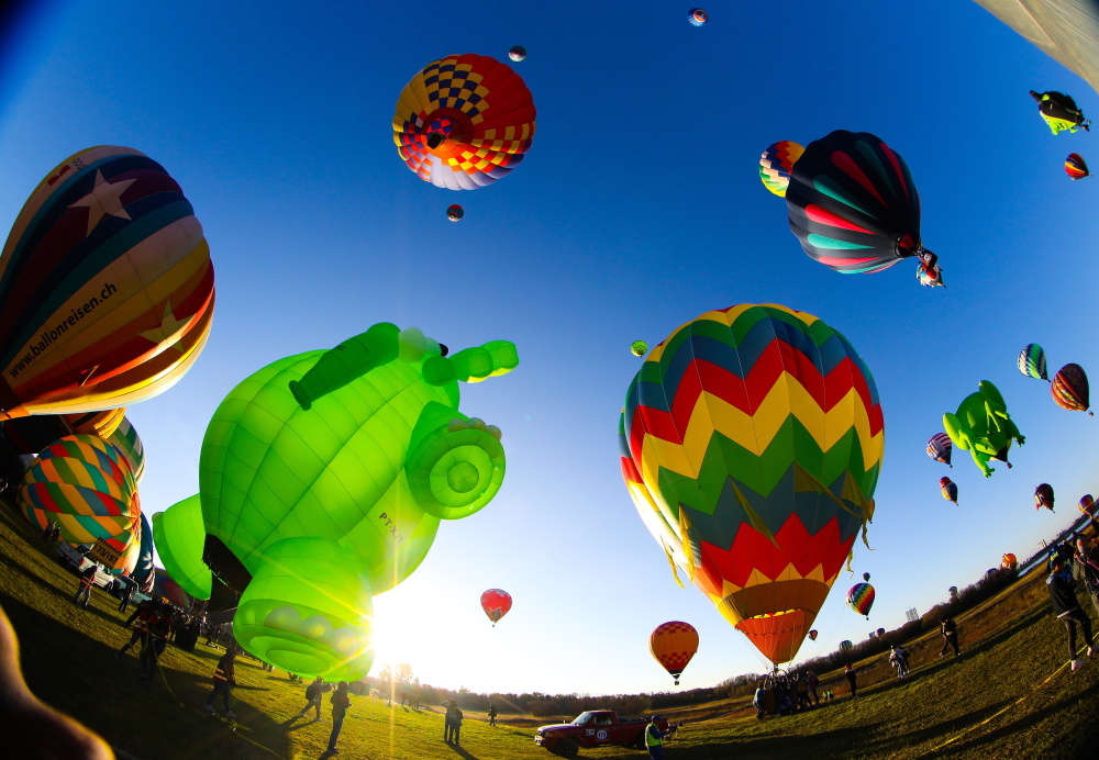 墨西哥莱昂举行热气球节