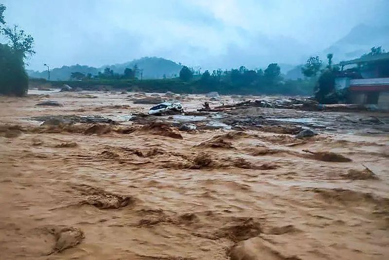 突发山体滑坡,已致156人死亡!