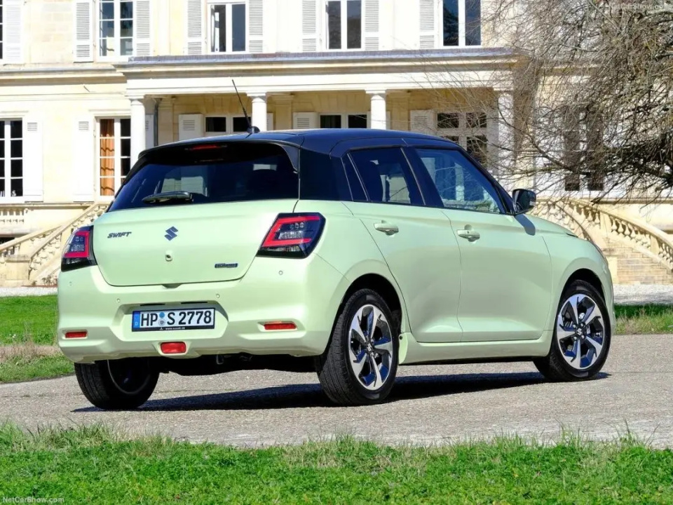 e汽车全新一代铃木速翼特官图发布