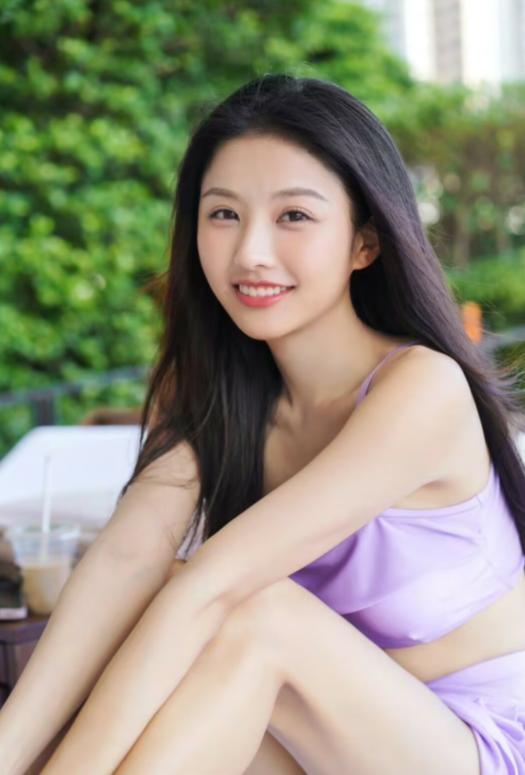 张翰新恋情被拍,女方是亚洲小姐,颜值不输前两任_腾讯新闻