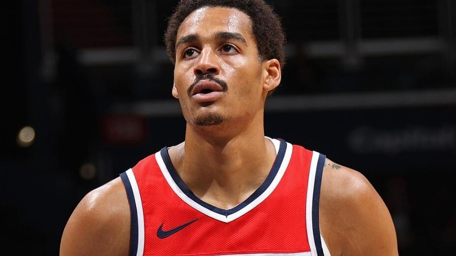 乔丹-普尔上场19中10狂轰41分,本场15中1仅得到7分_腾讯新闻