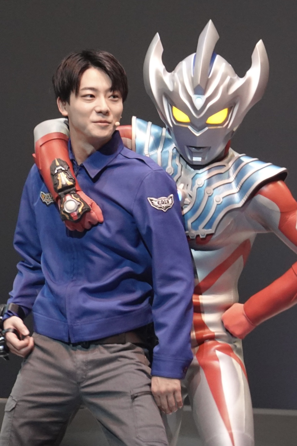 新生代奥特曼舞台剧:难得一见的优幸和泰迦同框 以后估计很难回归了