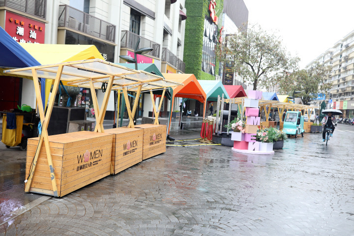 武林路商业外摆.武林路商业外摆."转载请注明出处"