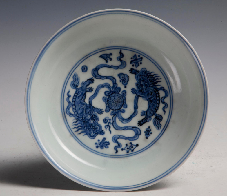 明代狮纹瓷器小赏
