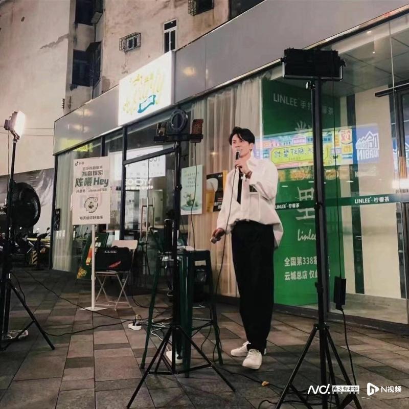 打工人变"扮嘢王",广东新会帅哥陈柏曦:梦想总会照进现实