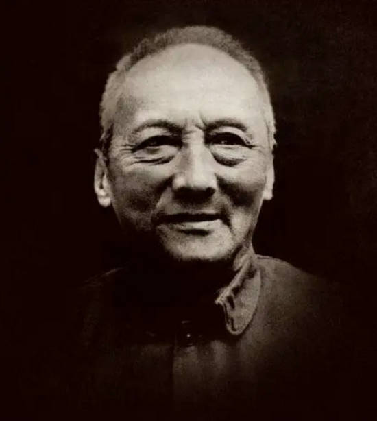 欧阳中石邀请好友赵光文携家人去家中做客,赵光文先