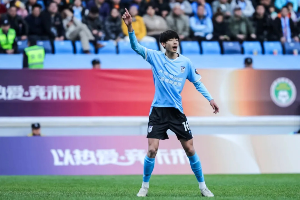 5分替补登场的阎相闯发挥中规中矩.替补崔仲凯:6.