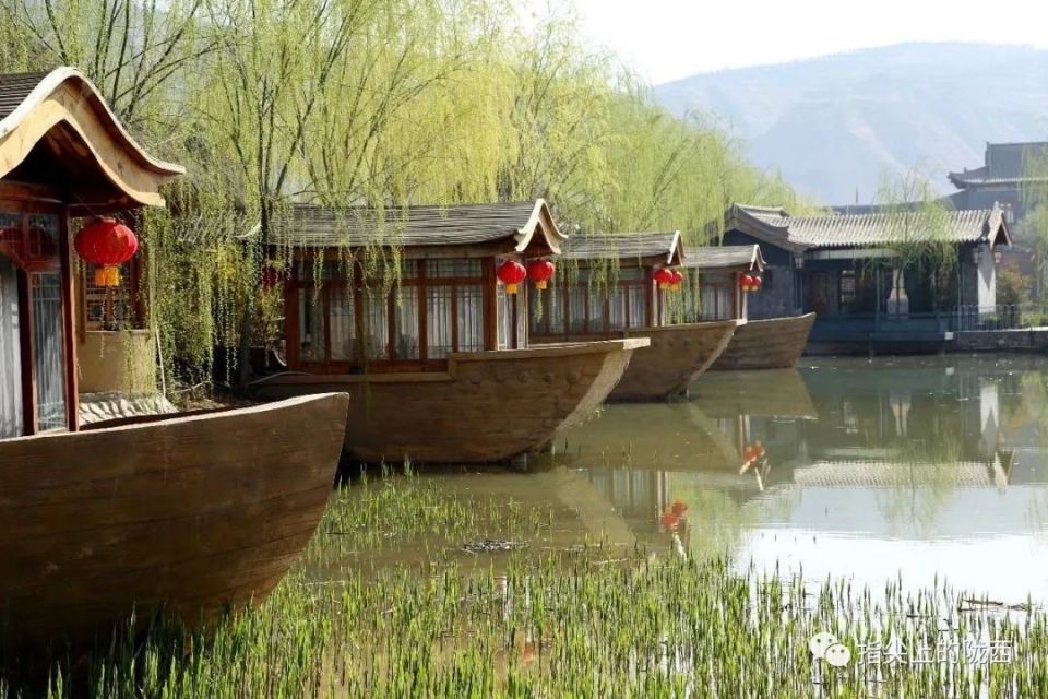 位于陇西县城西北郊渭河与西河交汇处,占地面积约450亩,由莲荷花池