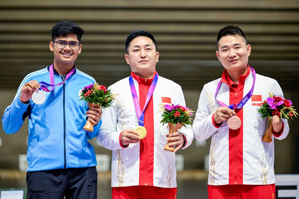 sh1级混合组50米手枪决赛:杨超夺冠