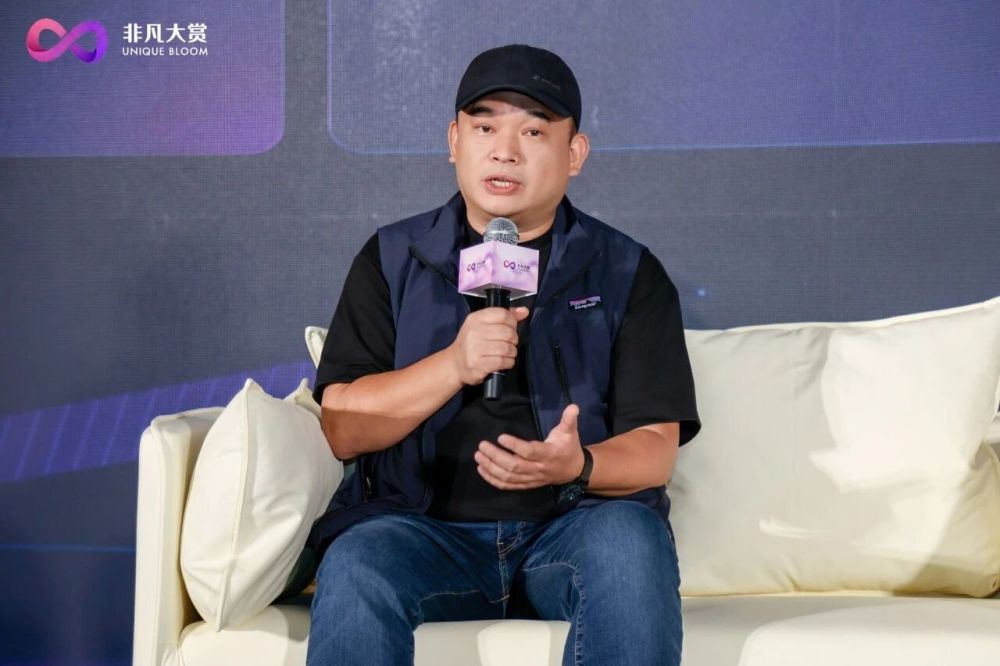 客户想登月，只肯付同城快递的钱：四个ToB老兵把企业AI的坑说透了 · 原文图片 1
