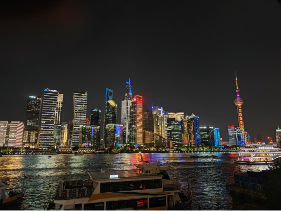 世界会客厅视角陆家嘴区域夜景全新亮相,"五一"一起来看看吧