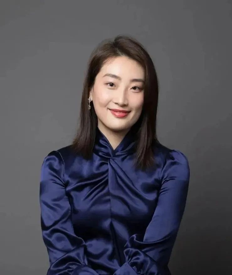 宗馥莉卸任宏胜饮料集团董事长