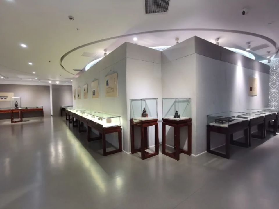 由金山区文旅局,金山区文物局,上海市收藏协会指导,由金山区博物馆