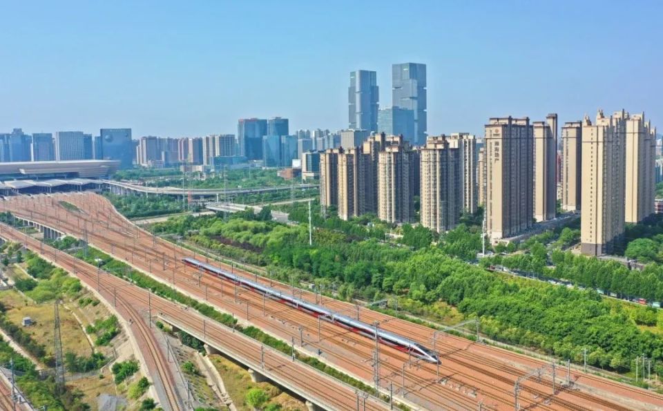 武广高铁即将重回350公里运营时速_腾讯新闻