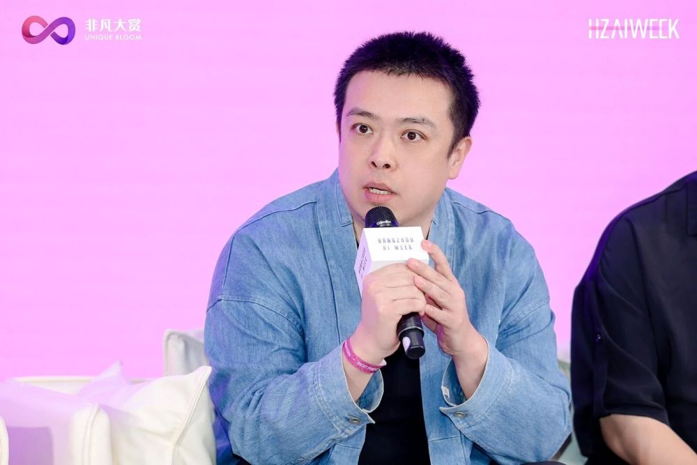 AI跑通变现的真相：当所有人都在卖鱼竿，你该卖什么？ · 原文图片 2