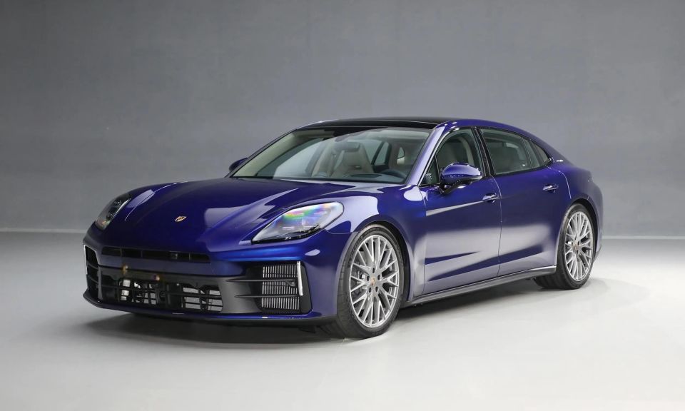 保时捷庆祝生产里程碑 金色panamera成为莱比锡工厂第200万辆下线