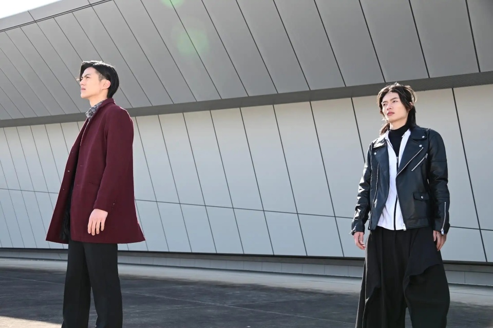 假面骑士极狐31话追加剧照 超勇的牛牛 主动对营收哥发起决斗邀请