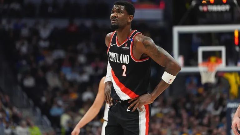 NBA - 杨瀚森机会来了？艾顿被买断成为自由球员，开拓者将围绕年轻中锋建队