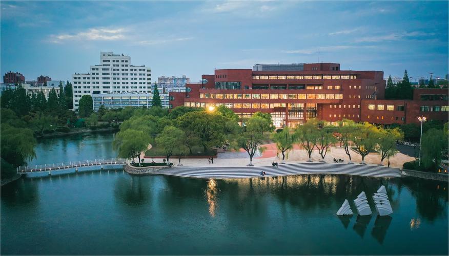 上海交大2024校线!法律上涨40分,13个专业校线提高,攻略详析