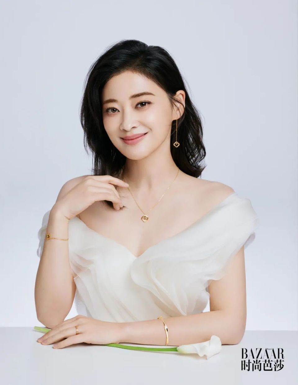 中国珠宝品牌,lovestar 爱有引力系列五芒金钻「幸运引力」套装梅婷